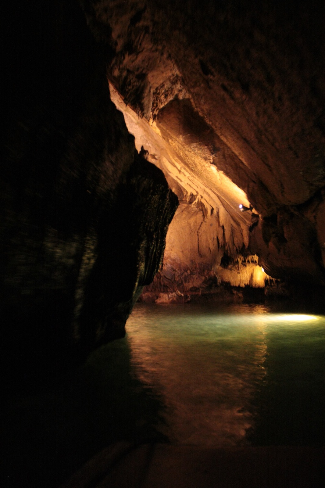 Rivière souterraine de Labouiche in France
